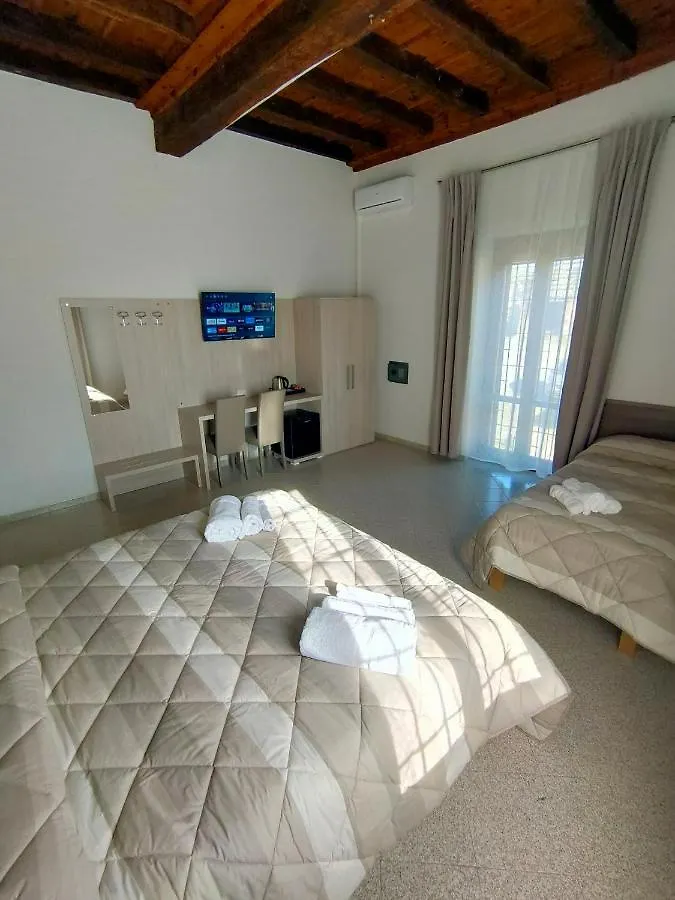 Guest house La Corte Felice San Donato Milanese Italy