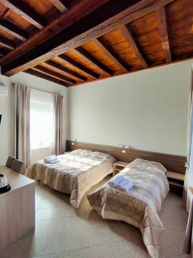 La Corte Felice San Donato Milanese Guest house